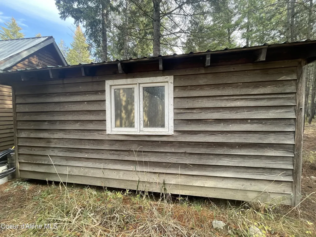391 Champs Road Bonners Ferry ID 83805