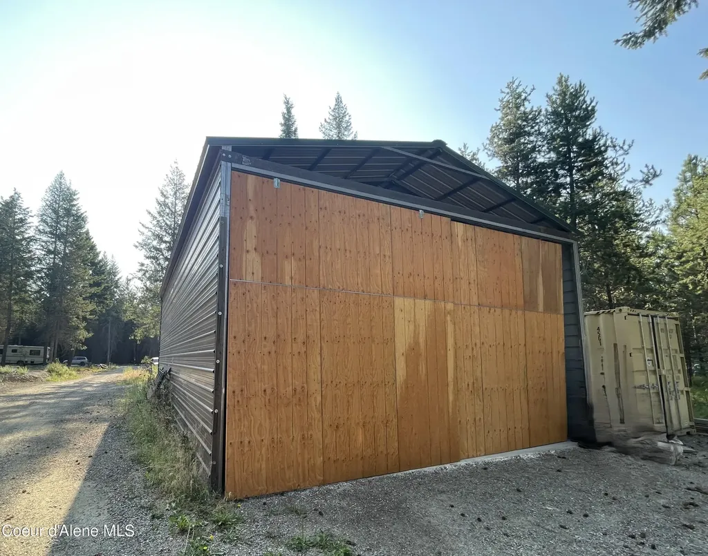 391 Champs Road Bonners Ferry ID 83805