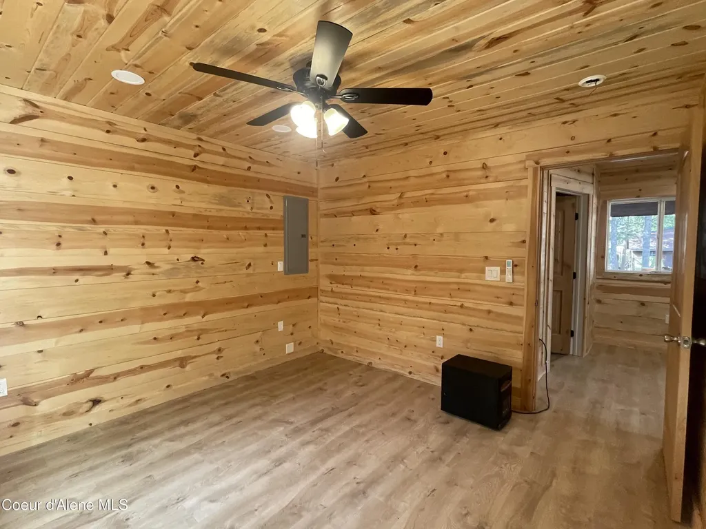 391 Champs Road Bonners Ferry ID 83805