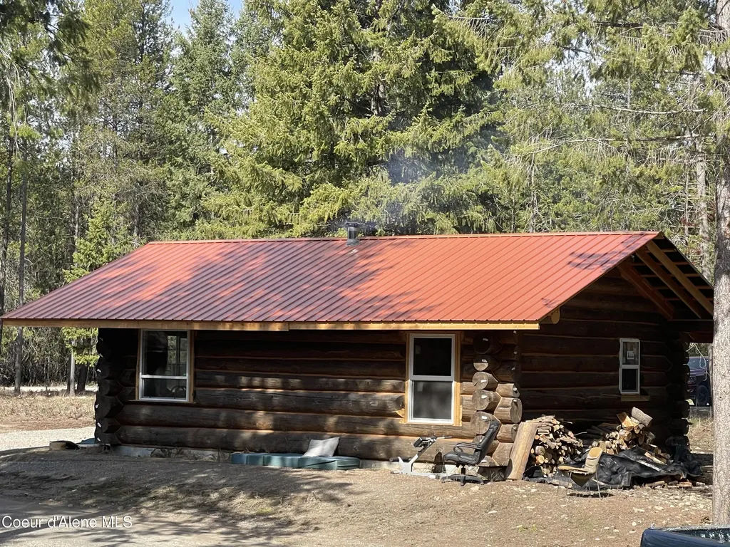 391 Champs Road Bonners Ferry ID 83805