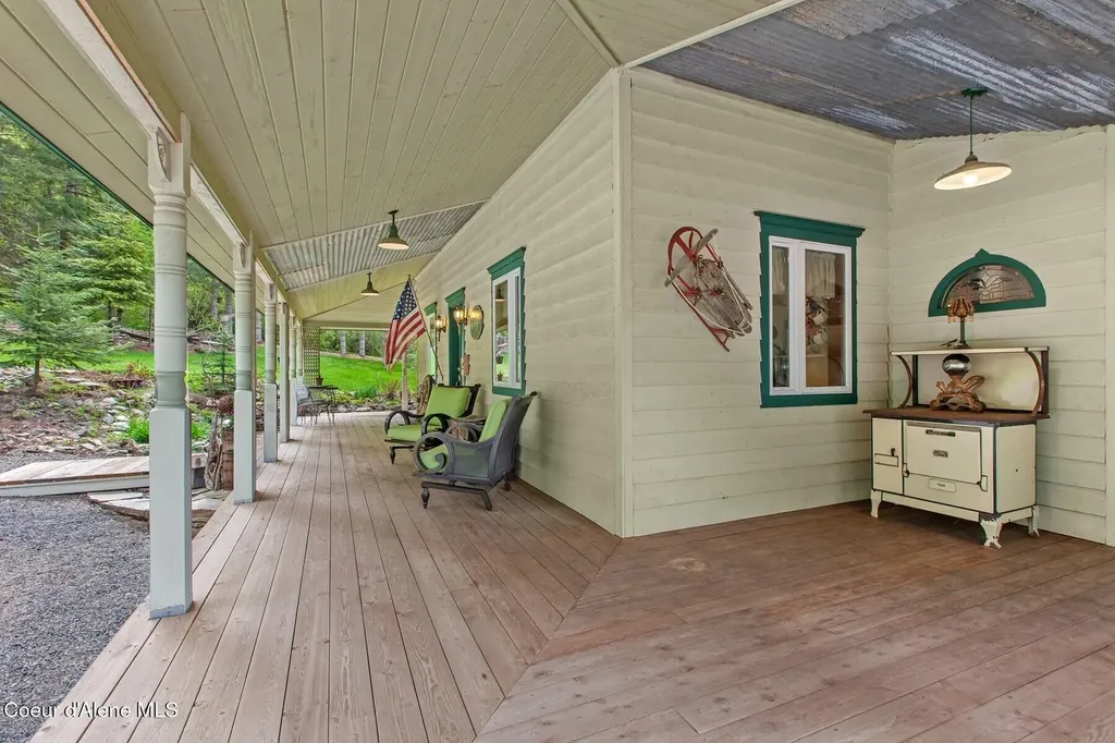 3467 E Sunset Drive Harrison ID 83833