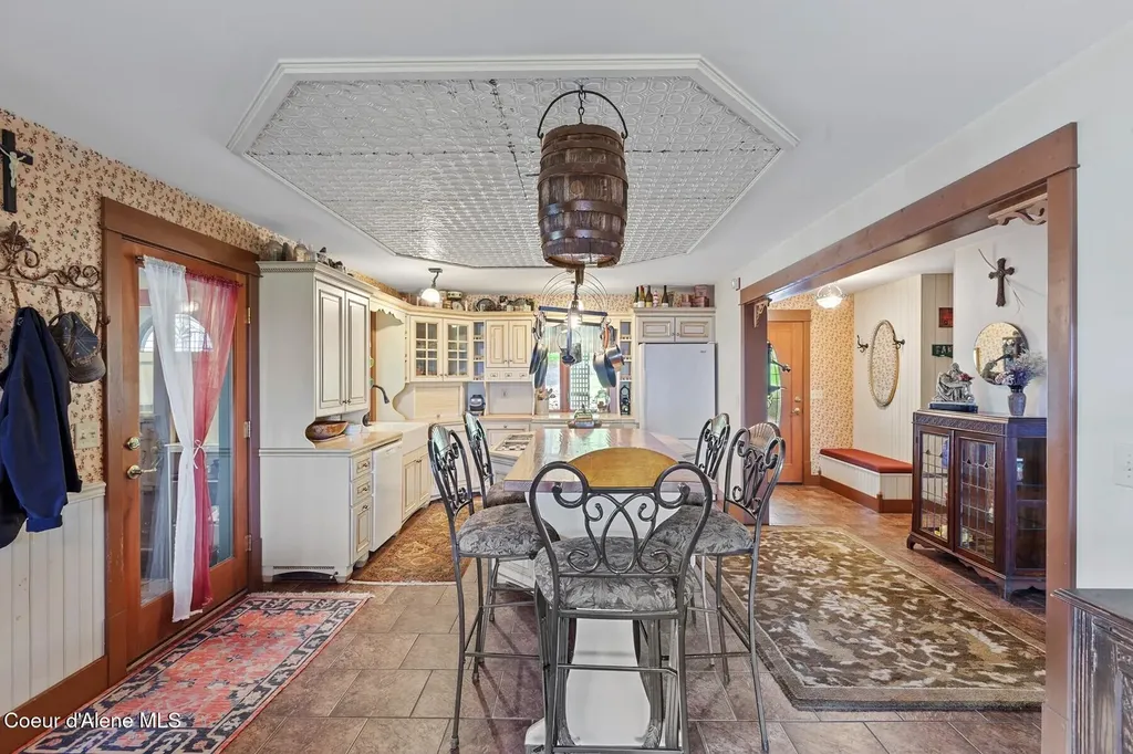 3467 E Sunset Drive Harrison ID 83833