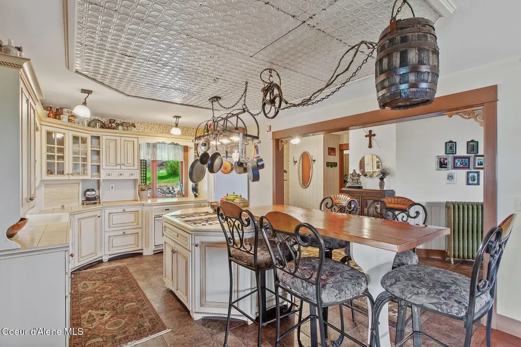3467 E Sunset Drive Harrison ID 83833