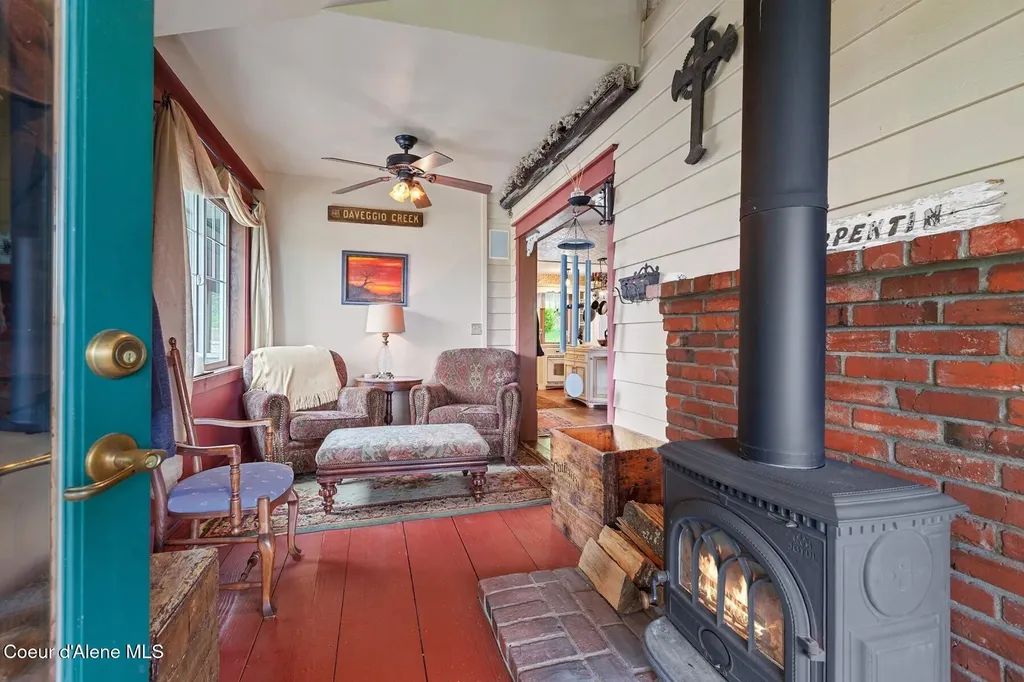 3467 E Sunset Drive Harrison ID 83833
