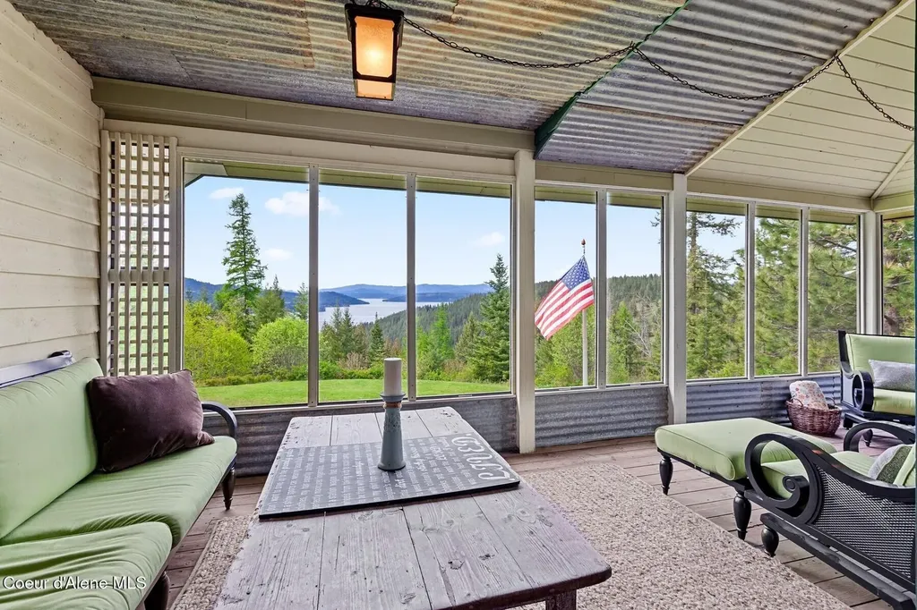 3467 E Sunset Drive Harrison ID 83833