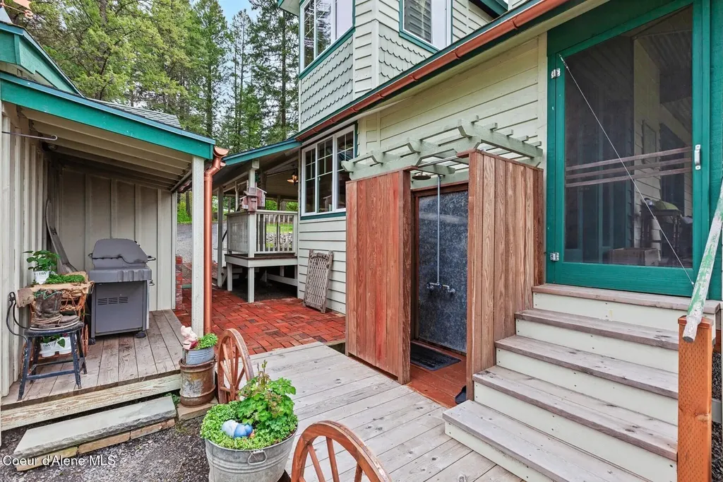 3467 E Sunset Drive Harrison ID 83833