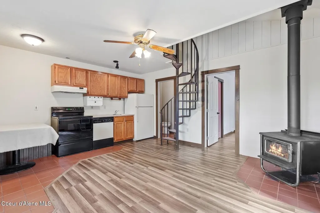 3467 E Sunset Drive Harrison ID 83833