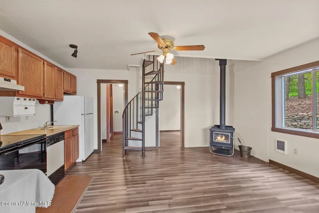 3467 E Sunset Drive Harrison ID 83833