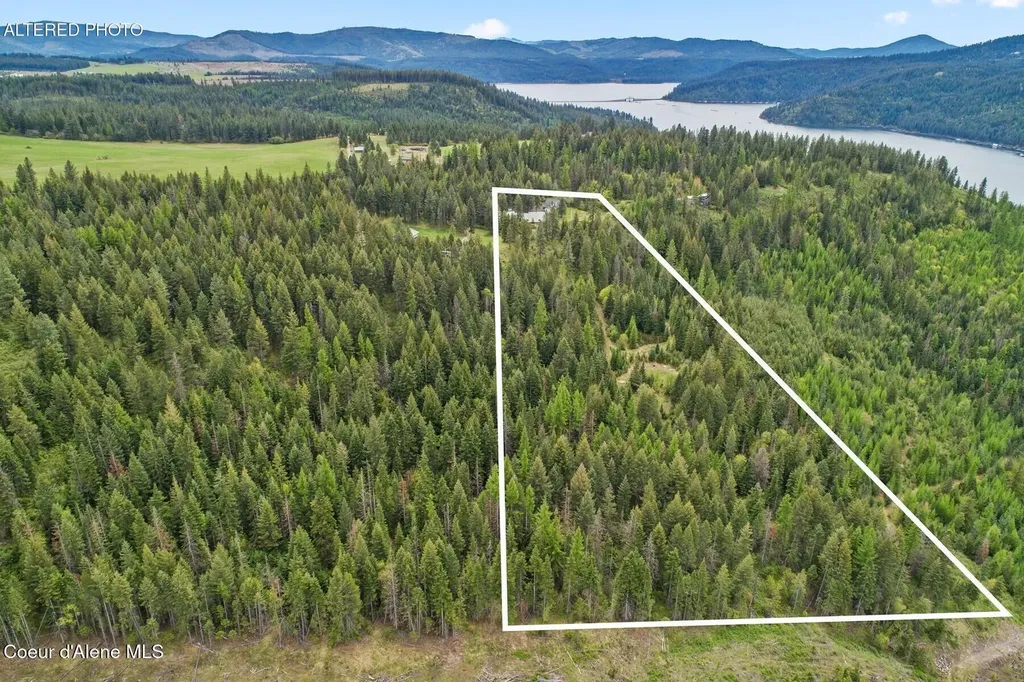 3467 E Sunset Drive Harrison ID 83833
