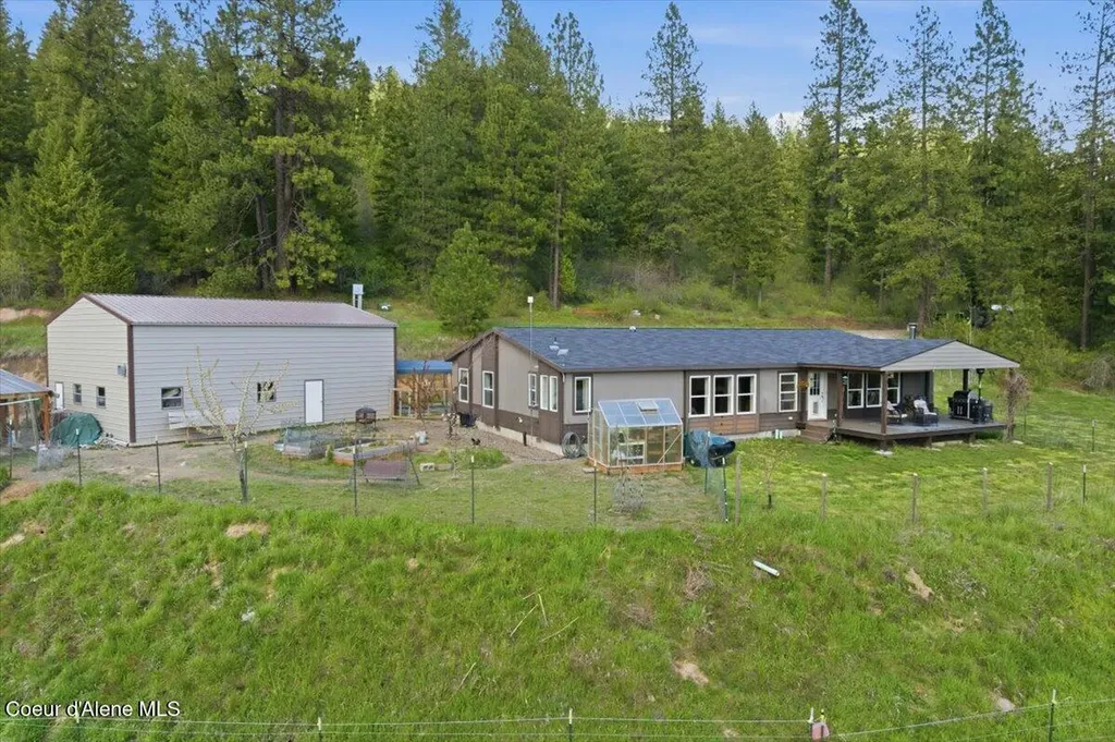 232 Cheyenne Drive St. Maries ID 83861