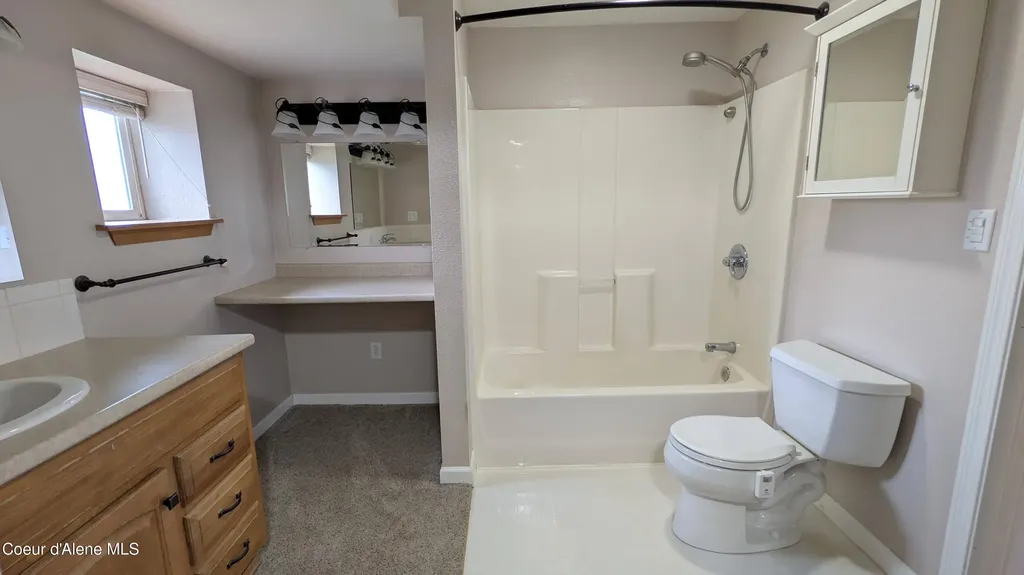 8671 W David Street Rathdrum ID 83858