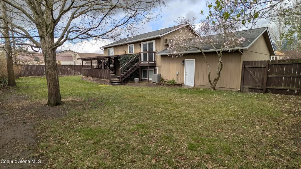 8671 W David Street Rathdrum ID 83858