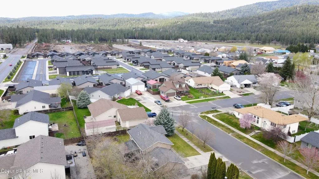 8671 W David Street Rathdrum ID 83858