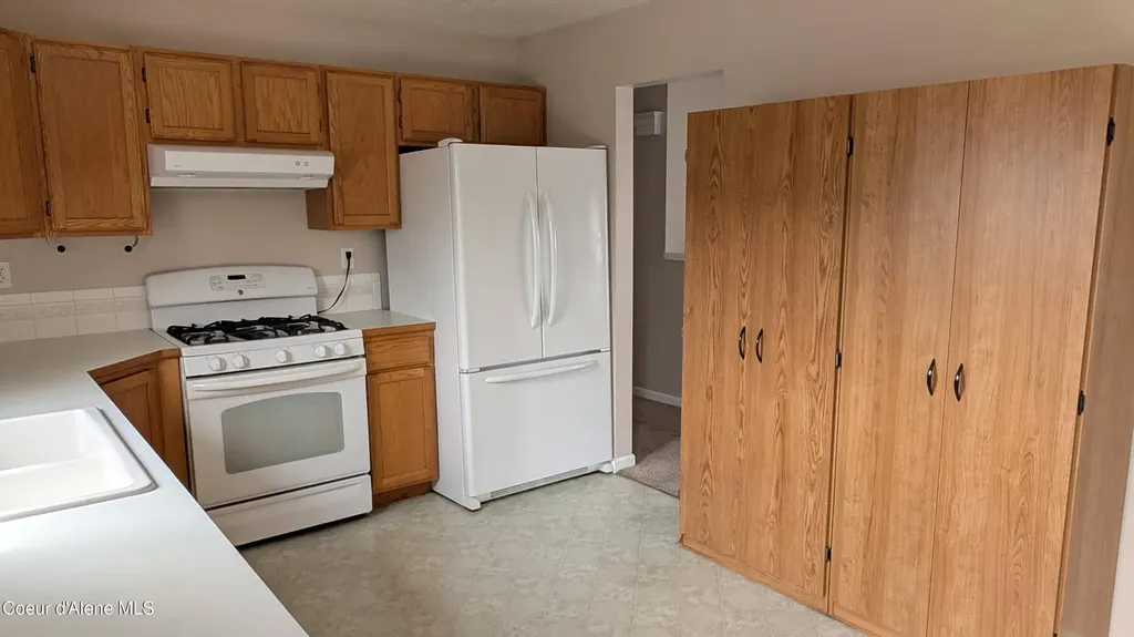 8671 W David Street Rathdrum ID 83858