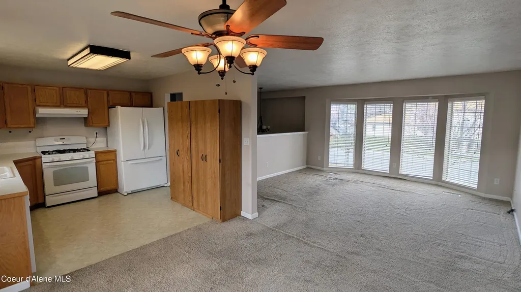 8671 W David Street Rathdrum ID 83858