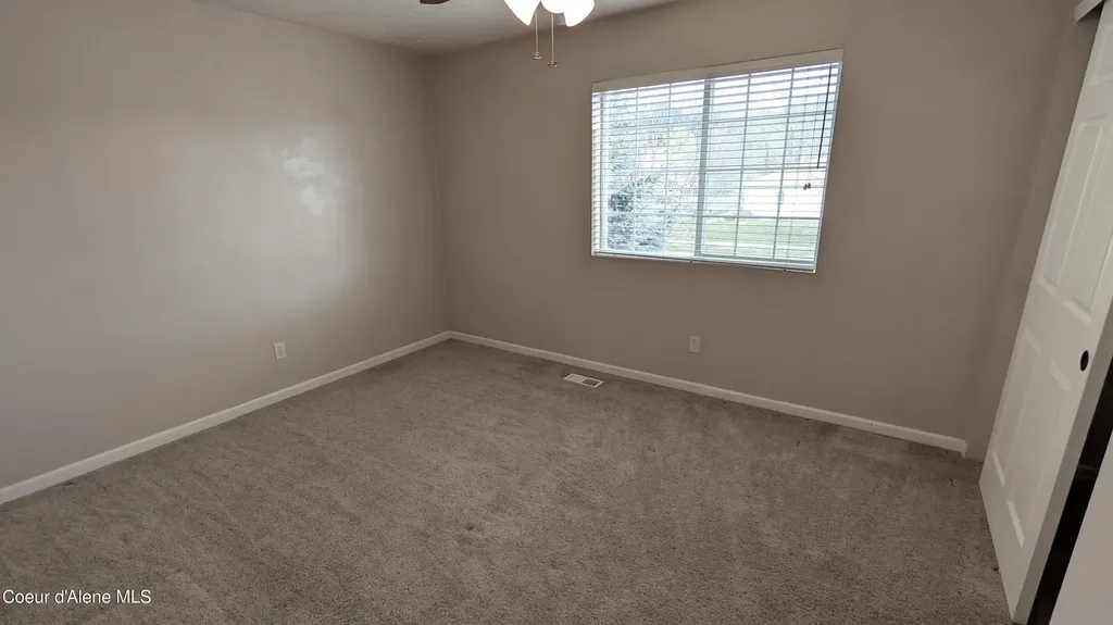 8671 W David Street Rathdrum ID 83858