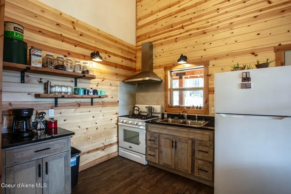 69 Boreal Way Bonners Ferry ID 83805