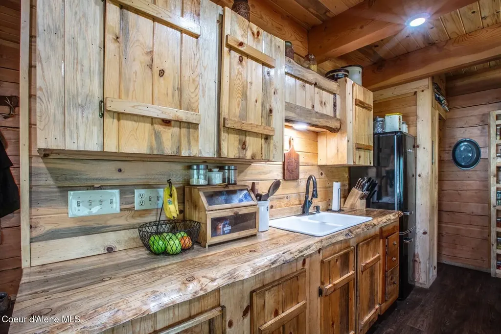 69 Boreal Way Bonners Ferry ID 83805