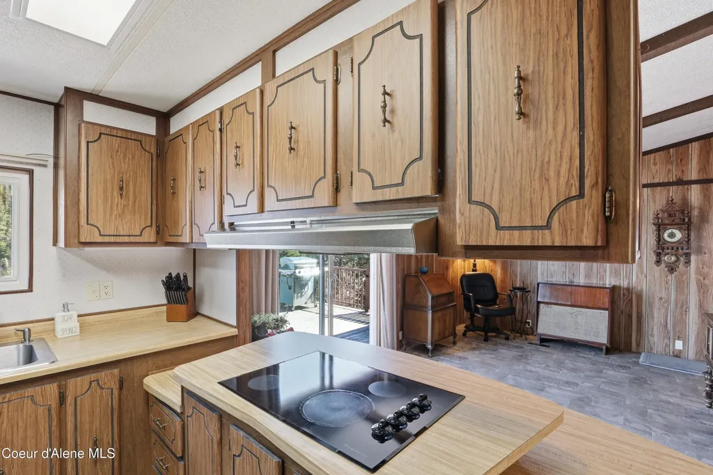 23160 S Madrona Loop Worley ID 83876