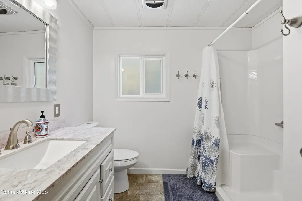 23160 S Madrona Loop Worley ID 83876