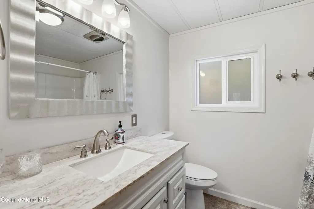 23160 S Madrona Loop Worley ID 83876