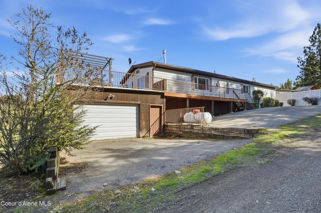 23160 S Madrona Loop Worley ID 83876