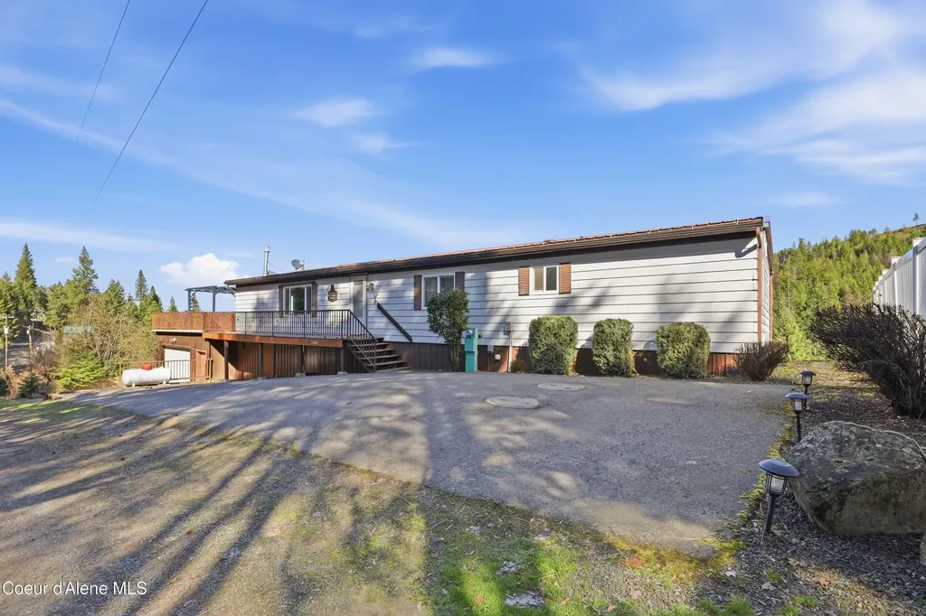 23160 S Madrona Loop Worley ID 83876