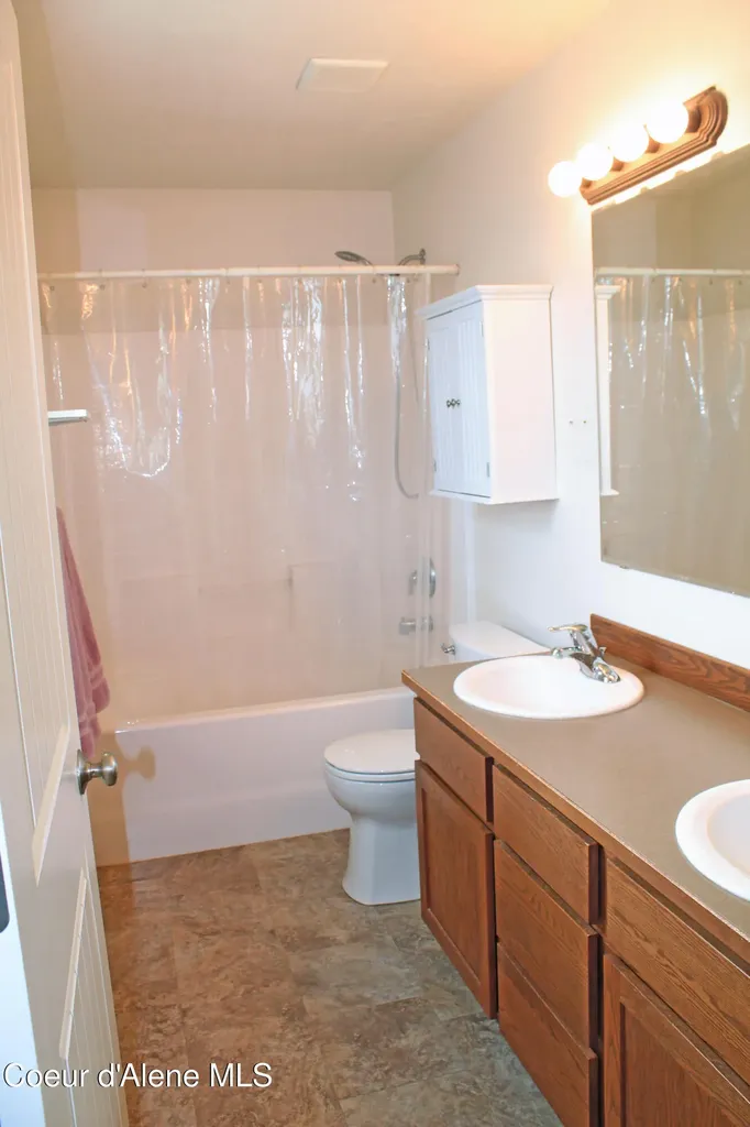 6840 W Majestic Avenue Rathdrum ID 83858
