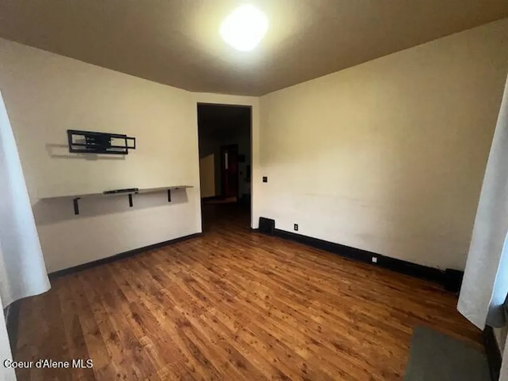 328 S 7th Street St. Maries ID 83861
