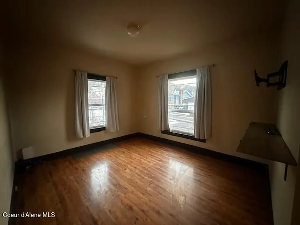 328 S 7th Street St. Maries ID 83861