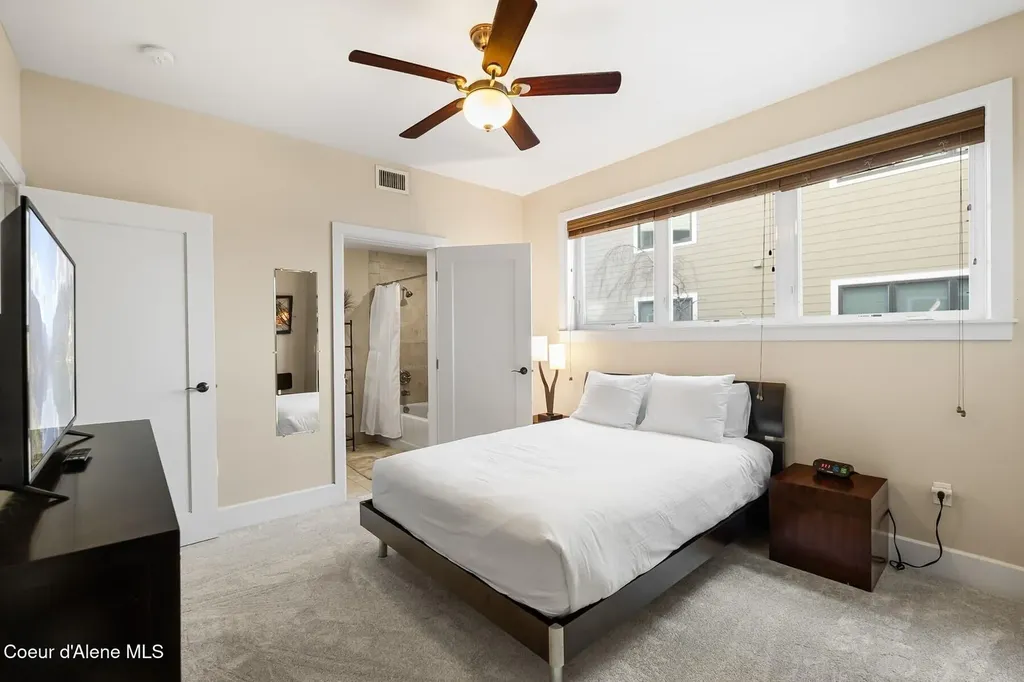 412 Sandpoint Avenue Sandpoint ID 83864