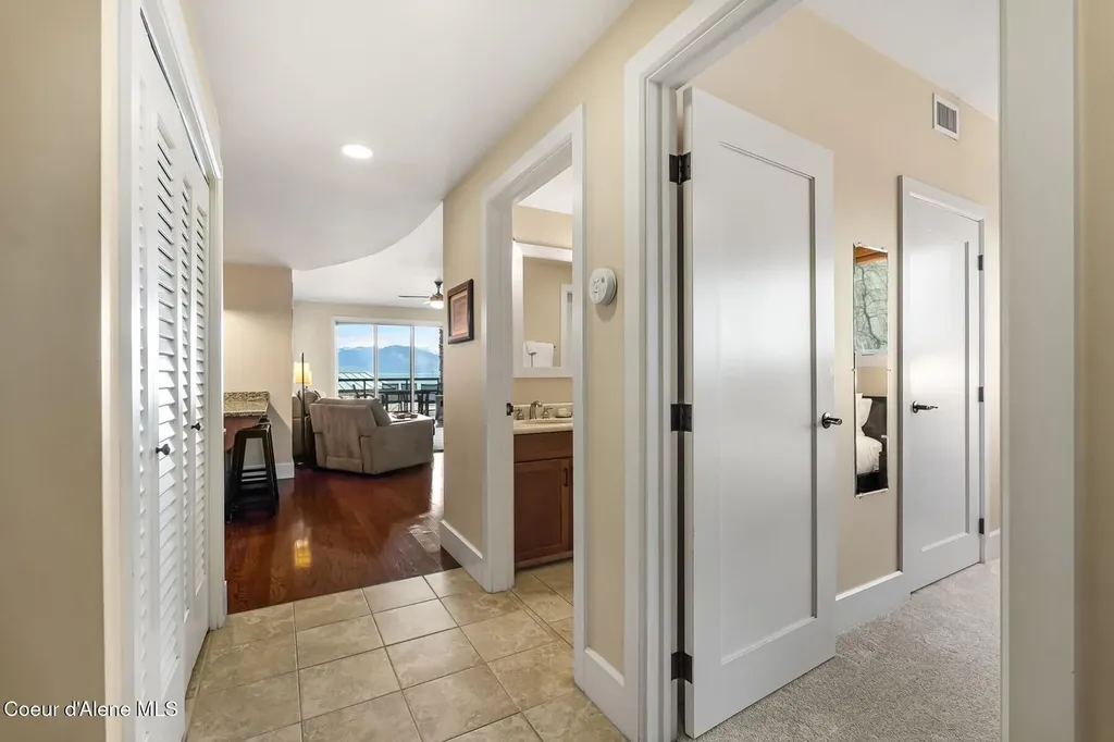 412 Sandpoint Avenue Sandpoint ID 83864