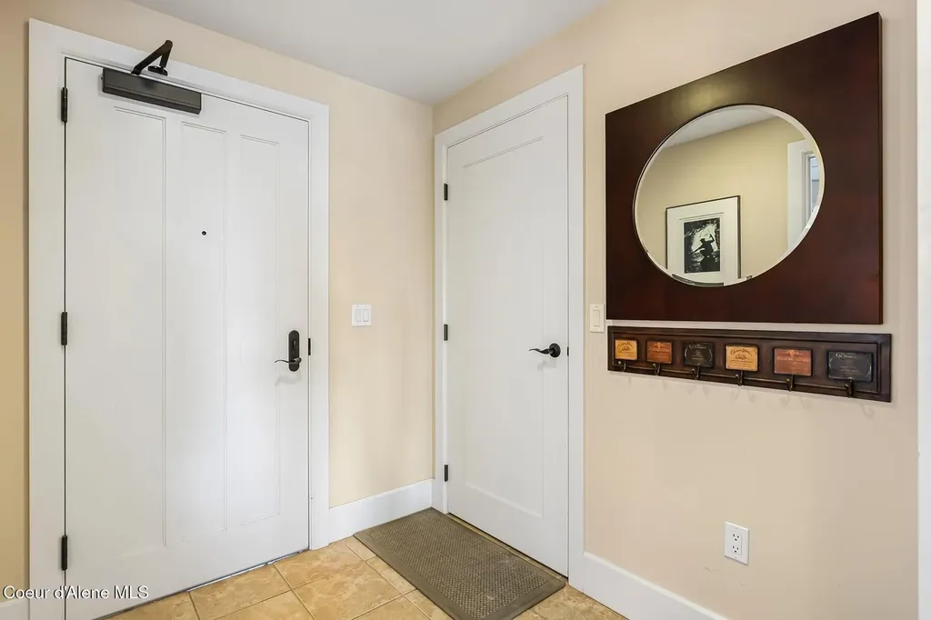 412 Sandpoint Avenue Sandpoint ID 83864