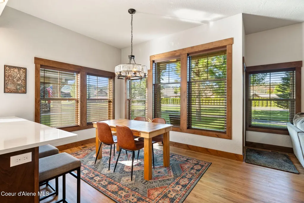 511 Guthrie Place Dover ID 83825