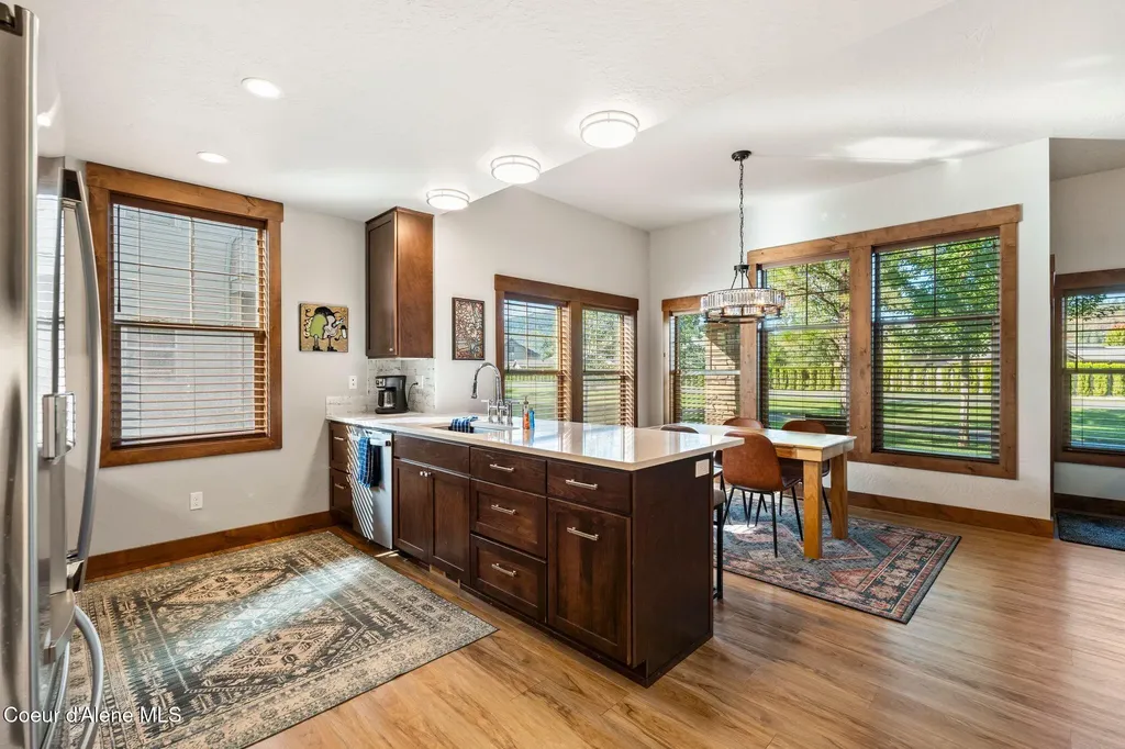 511 Guthrie Place Dover ID 83825