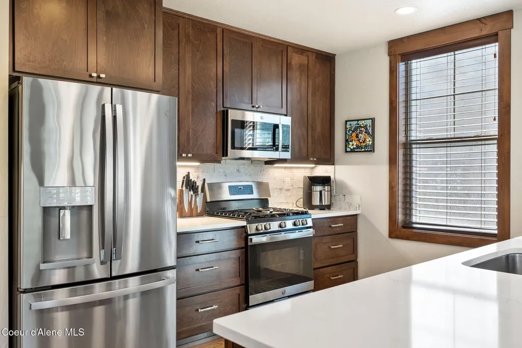 511 Guthrie Place Dover ID 83825