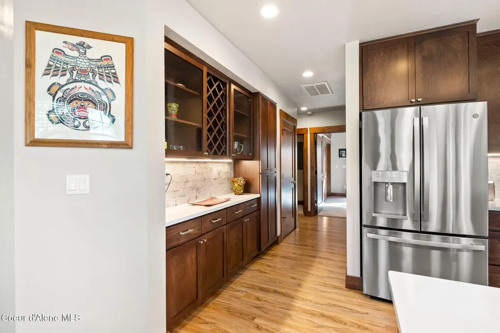511 Guthrie Place Dover ID 83825