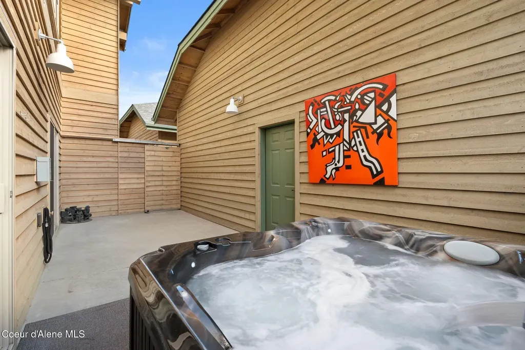 511 Guthrie Place Dover ID 83825