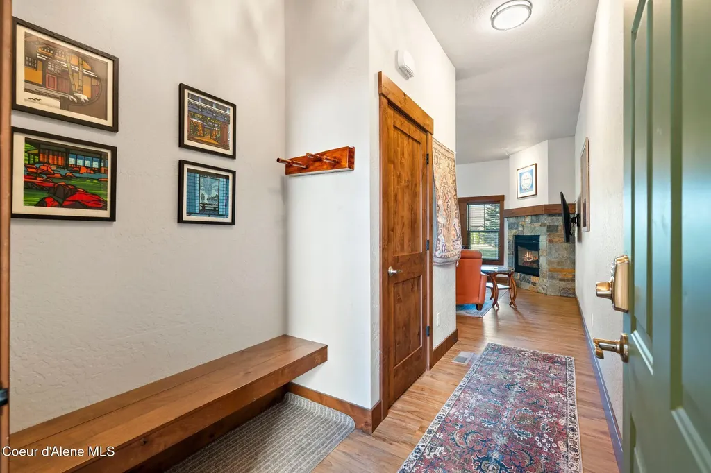511 Guthrie Place Dover ID 83825