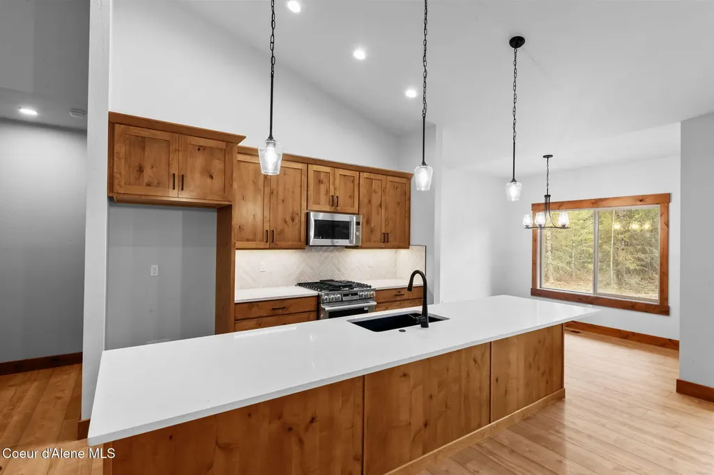 98 Carbonate Lane Oldtown ID 83822