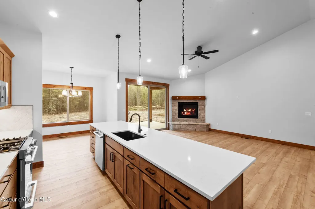 98 Carbonate Lane Oldtown ID 83822
