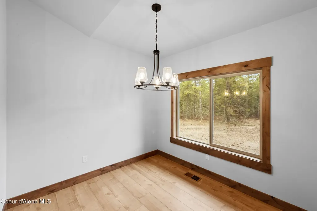 98 Carbonate Lane Oldtown ID 83822