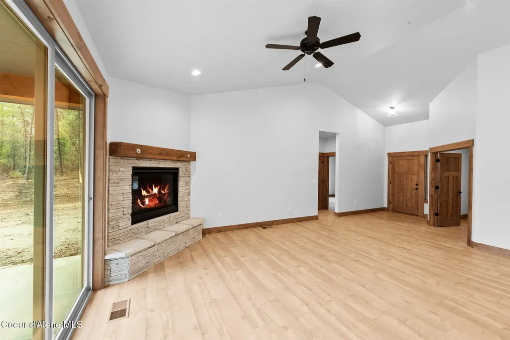 98 Carbonate Lane Oldtown ID 83822