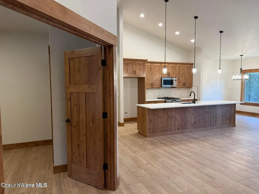98 Carbonate Lane Oldtown ID 83822