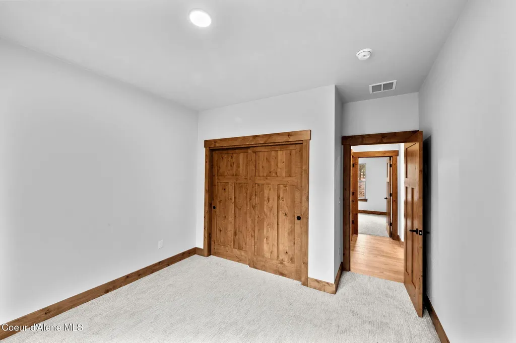 98 Carbonate Lane Oldtown ID 83822
