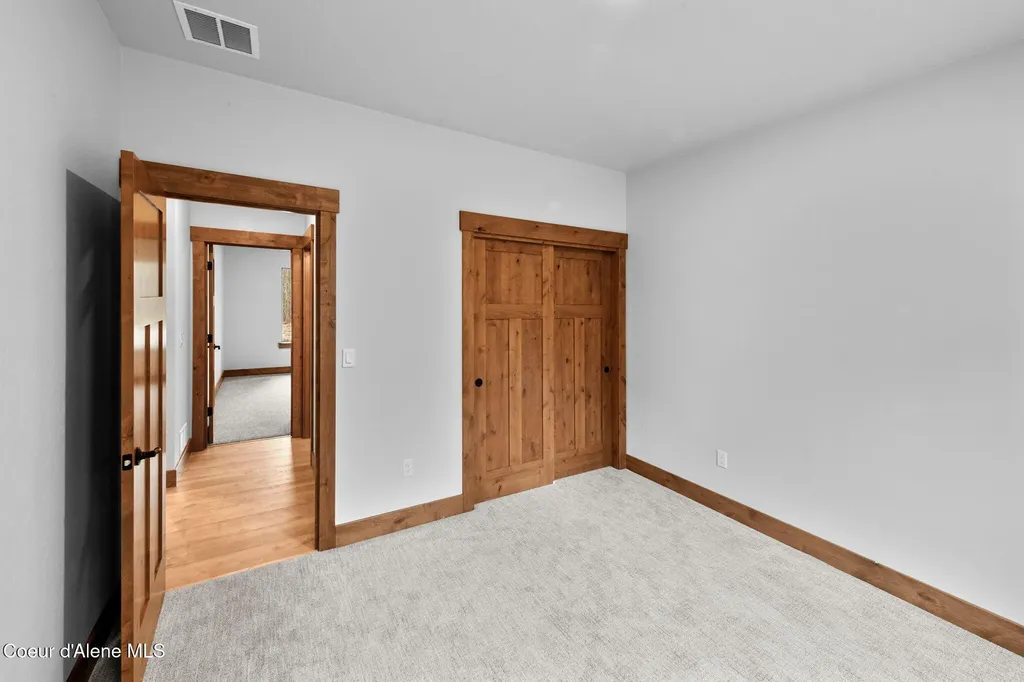98 Carbonate Lane Oldtown ID 83822