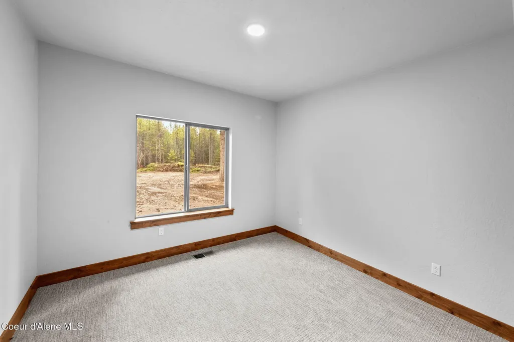 98 Carbonate Lane Oldtown ID 83822