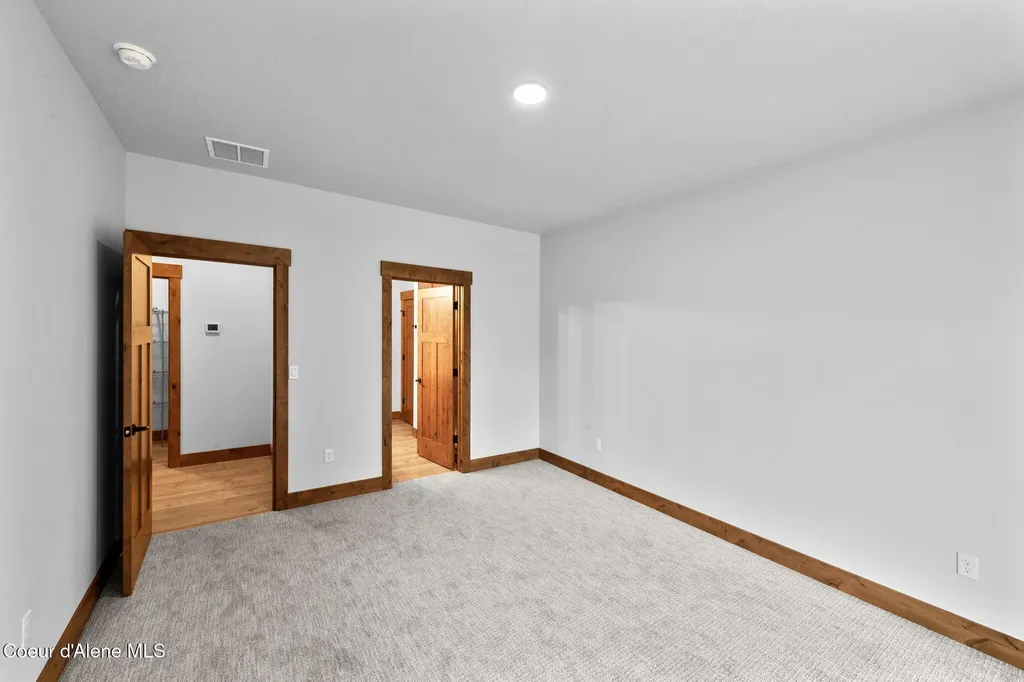 98 Carbonate Lane Oldtown ID 83822