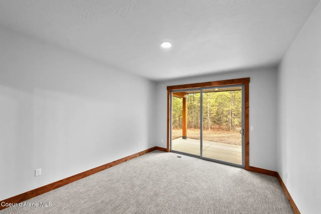 98 Carbonate Lane Oldtown ID 83822