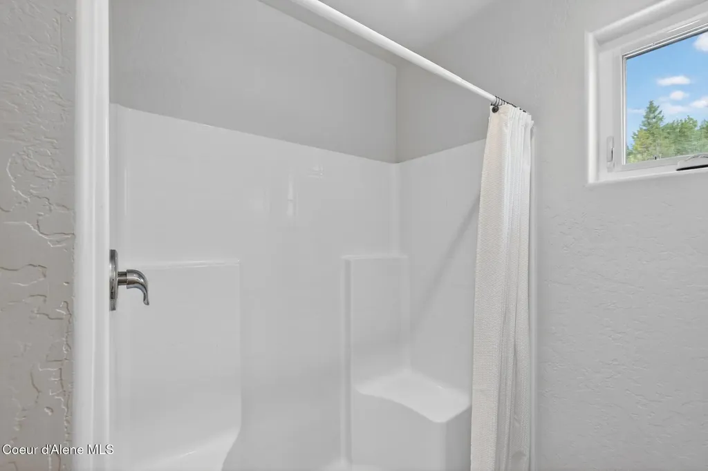 30974 N Alice Court Athol ID 83801